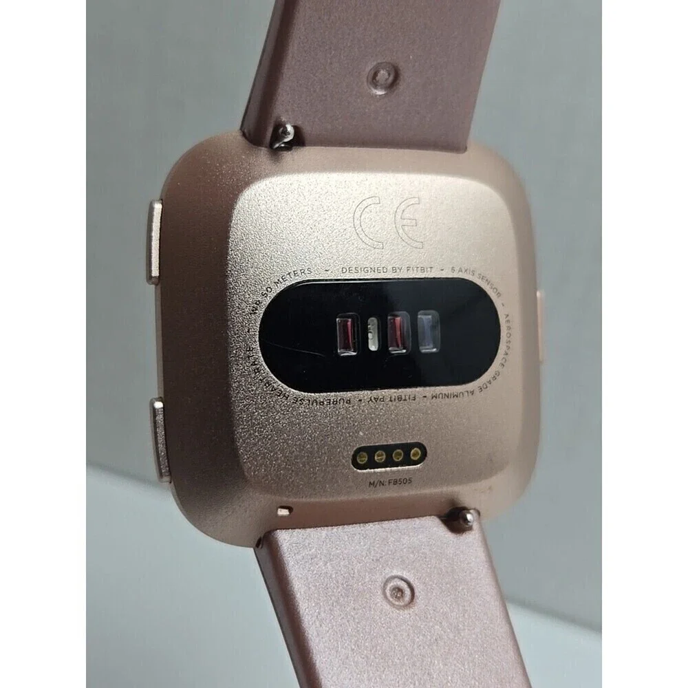 Fitbit Versa FB505 Special Edition Rose Gold Smartwatch Activity No Charger